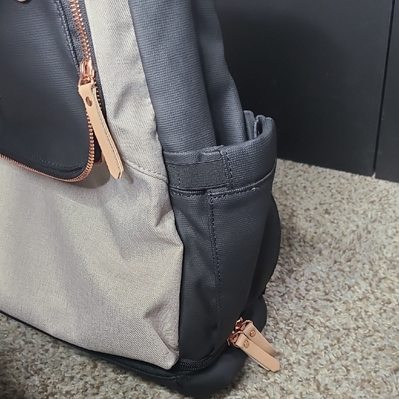 Petunia Pickle Bottom Baby Bag Black and Cream Tote - Picture 8 of 16